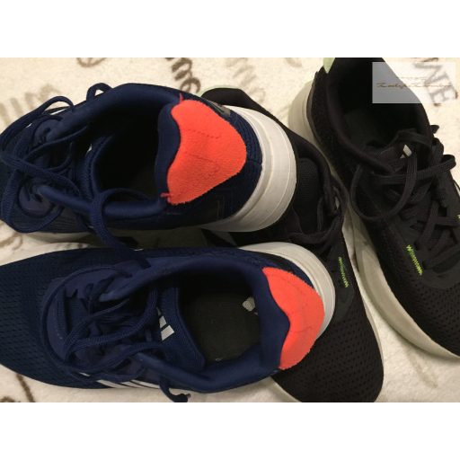 Adidas 38 (UK 5,5) bth 23,5-24 cm kék - fekete cipők- újszerű, hibátlan