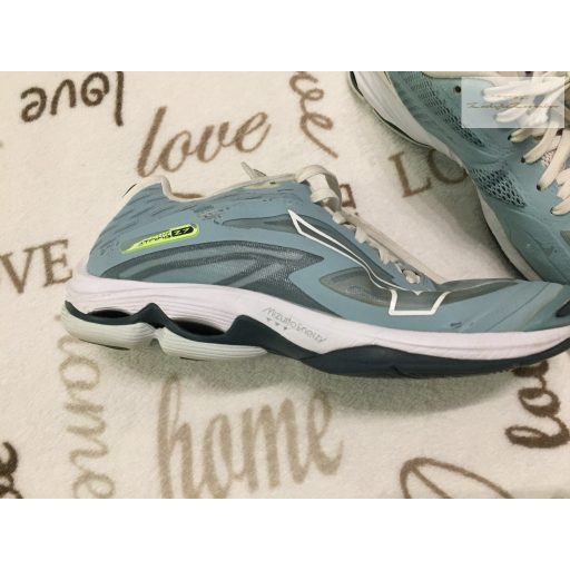 Mizuno Enerzy 37,5 bth 23,5 cm fiú kézilabda cipő- újszerű,hibátlan