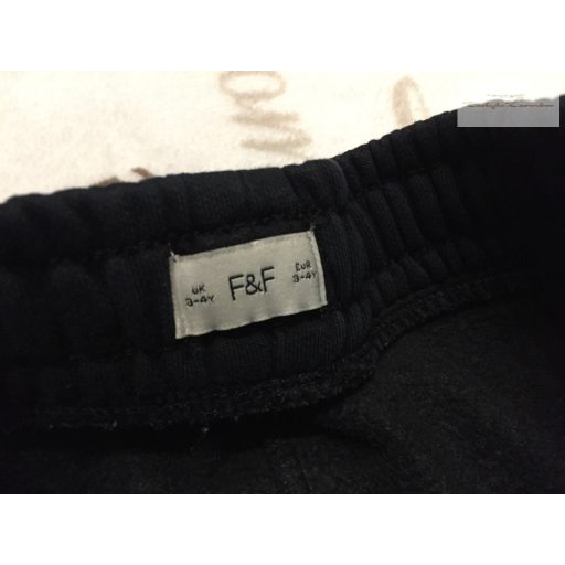 F§F 3-4 év 98 -104 cm fekete, oldalt zsebes pamut fiú nadrág/ jogger -  újszerű, hibátlan