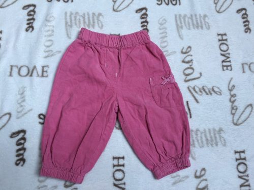 C§A 6-9 hó 74 cm rózsaszín mikrokord pamut béléses hátulján Lovely feliratos lány nadrág