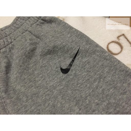 Nike 5-6 év 110-116 cm szürke pamut fiú nadrág - újszerű,hibátlan