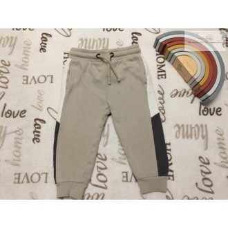 Next 18 - 24 hó 86-92 cm szürke - khaki puha pamut fiú  nadrág/ jogger  -újszerű,hibátlan   Next 18 - 24 hó 86-92 cm szürke - khaki puha pamut fiú  nadrág/ jogger  -újszerű,hibátlan
