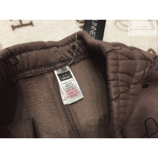 Dunnes 3-4 év 104 cm  barna,  jármű mintás vastag pamut fiú szabadidő nadrág  -  új, címkés