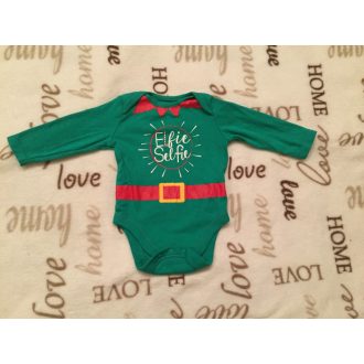   F§F up to 3 month  62 cm 6 zöld  - piros fiú pamut body elején fehér Elfie selfie felirattal