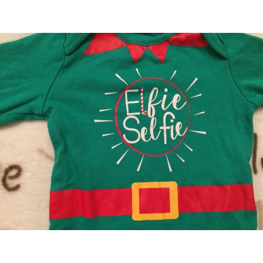 F§F up to 3 month  62 cm 6 zöld  - piros fiú pamut body elején fehér Elfie selfie felirattal