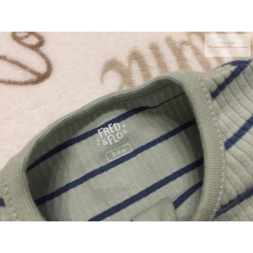 Fred§Flo 3-6 hó 68 cm  kék -zöld csíkos pamut fiú body és legging szett újszerű,hibátlan