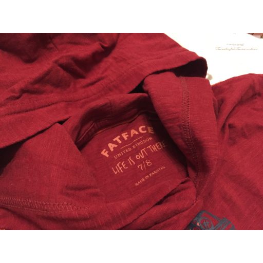 Fatface 7-8 éves 122-128 cm bordó, autó mintás feliratos pamut fiú felső újszerű,hibátlan
