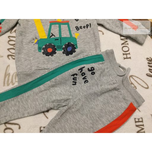 George 18  - 24 hó  86 - 92 cm szürke, traktor mintás pamut fiú szabadidő szett-új, szettet bontottam