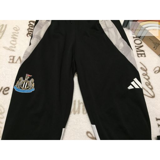 Adidas 9-10 év 140 cm fekete fiú sport nadrág- újszerű,hibátlan