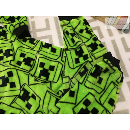 Minecraft 7 év 122 cm fekete - zöld Minecraft mintás nagyon puha plüss kezeslábas / pizsama- újszerű,hibátlan
