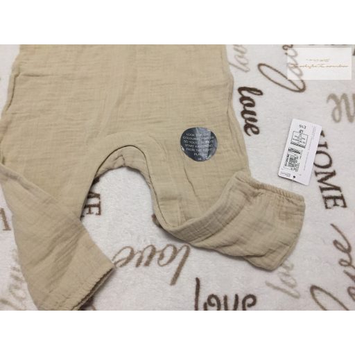 M§S 12-18 hó 83 cm tejeskávé színű, vékony pamut/ muszlin fiú kezeslábas/ playsuit új, címkés