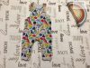 Mothercare 6-9 hó 9 kg  szürke, színes dínó mintás pamut fiú kantáros nadrág/ playsuit-újszerű,hibátlan