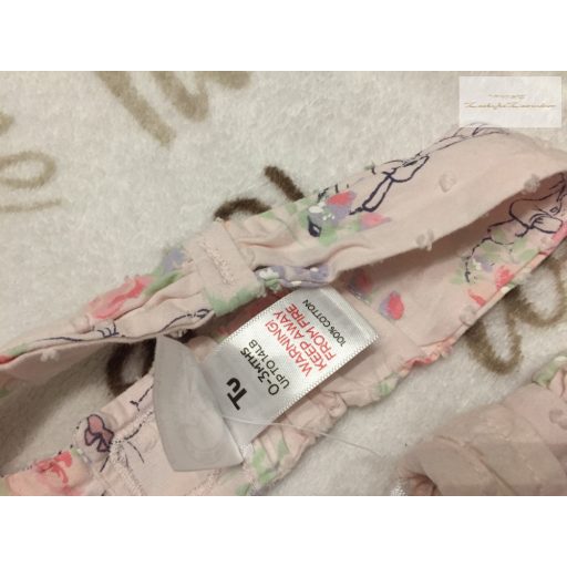 TU 0 -3 hó 56-62 cm Peter Rabbit és virágmintás vékony lány playsuit/ napozó fejpánttal -- új, csak lecímkézve