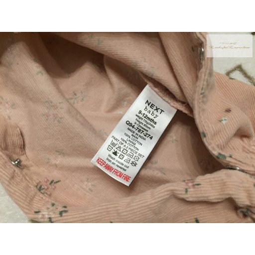 Next 9-12 hó 11 kg  rózsaszín, apró virágmintás - fodros puha mikrokord lány playsuit - újszerű,hibátlan