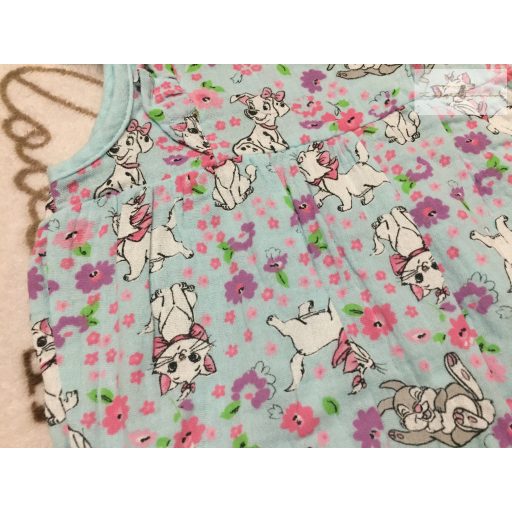 Disney 6-9 hó  68 - 74 cm Marie cica és Tapsi Hapsi mintás fodros vékony géz lány playsuit- új, csak lecímkézve
