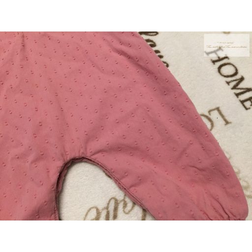 Next 6 -9 hó 9,5 kg tégla színű, fodros, anyagában mintás vékony anyagú  pamut lány playsuit- újszerű,hibátlan