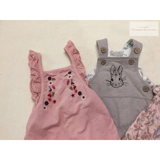 Mothercare, Next újszülött 3,4 kg 50-56 cm rózsaszín- bézs, nyuszi és  virágmintás pamut béléses puha mikrokord és pamut lány playsuit/ kantáros nadrág - újszerű,hibátlan