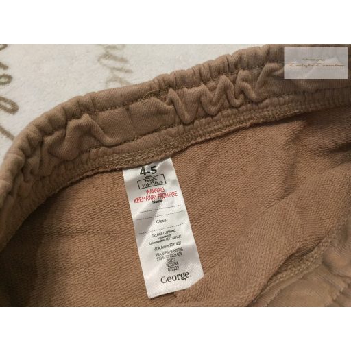 George 4  - 5  év 104 - 110  cm világosbarna pamut fiú rövidnadrág  új, szettet bontottam
