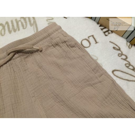 F§F 6-7  év 116-122 cm világosbarna vékony géz-pamut fiú rövidnadrág újszerű,hibátlan