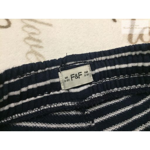 F§F 2-3 év 92-98 cm  kék - fehér csíkos pamut fiú rövidnadrág- újszerű, hibátlan