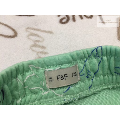F§F 4-5 év 110 cm zöld, színes cápa mintás pamut fiú rövidnadrág -újszerű,hibátlan