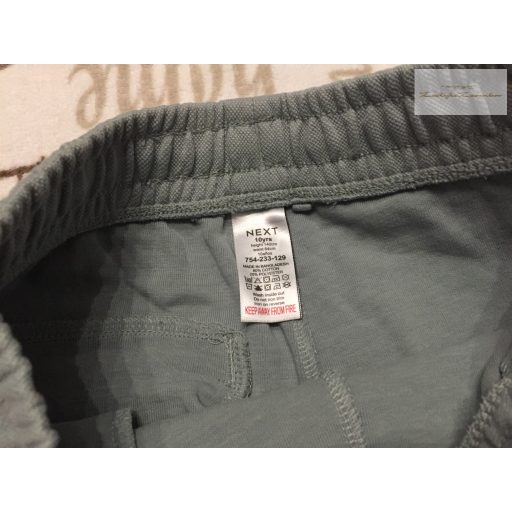 Next 10 év 140 cm zöld pamut fiú rövidnadrág újszerű,hibátlan