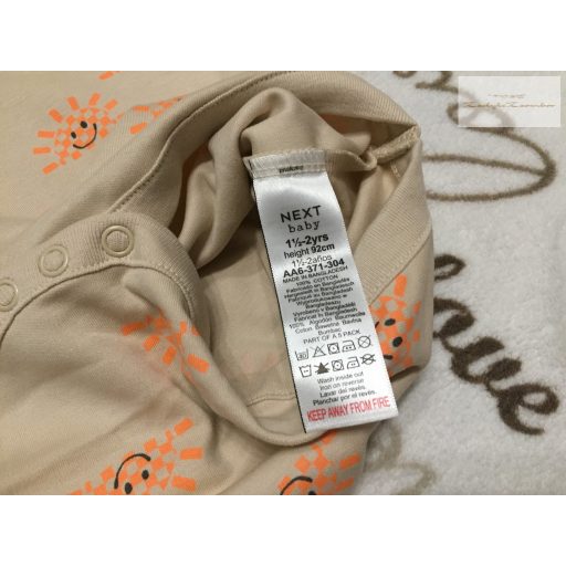 Next 18 - 24 hó 86-92 cm tejeskávé alapon narancssárga nap mintás  pamut fiú body -új, szettet bontottam