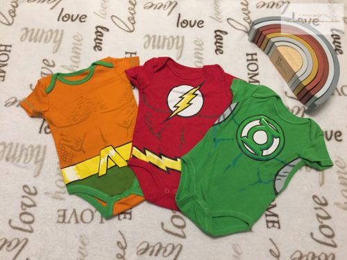 Justice League 0-3 hó 56-62 cm superhős mintás pamut fiú body szett 3 db - újszerű,hibátlan