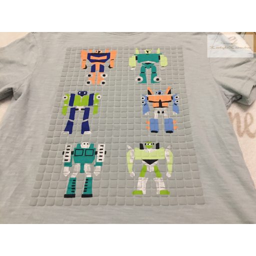 M§S 6-7 év 122 cm villágoskék,  színes robot mintás pamut fiú felső újszerű, hibátlan