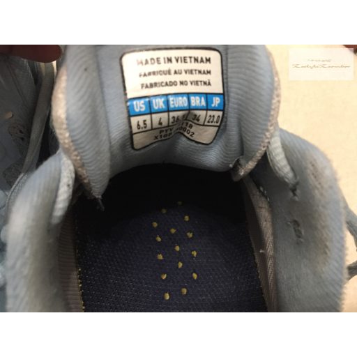 Mizuno 36-s méret 23 cm bth világoskék kézilabda fiú cipő- újszerű