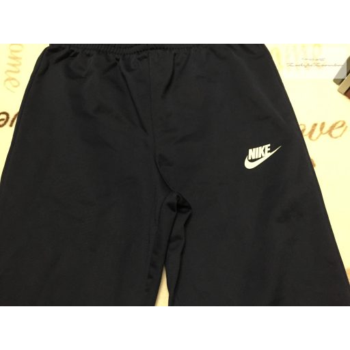 Nike M 137-147 cm sötétkék fiú sport nadrág-új, átnőtt, csak lecímkéztem