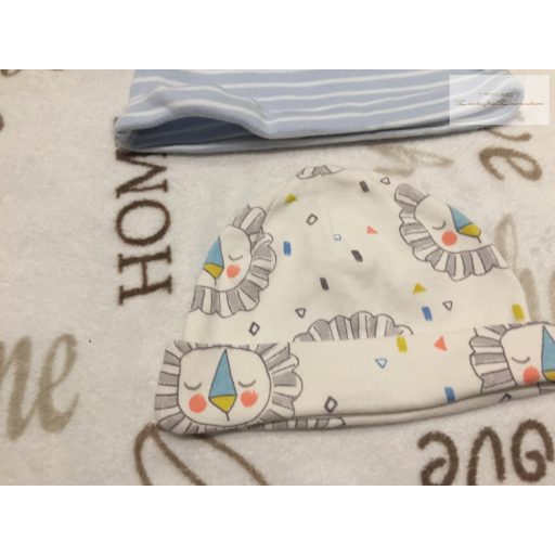 Mothercare 9-12 hó és John Lewis 6-9 hó kék csíkos és oroszlán mintás pamut fiú sapka 2 db -újszerű,hibátlan