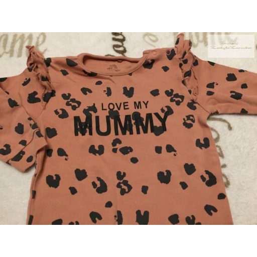 Next 6-9 hó 68 - 74 cm ocelot mintás I Love my Mummy feliratos  vékony pamut lány rugdalózó- újszerű,hibátlan