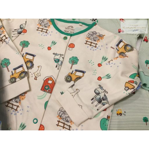 Next 12 - 18 hó 86 cm farm - traktor mintás pamut fiú rugdalózó szett 3 db -új, címkés